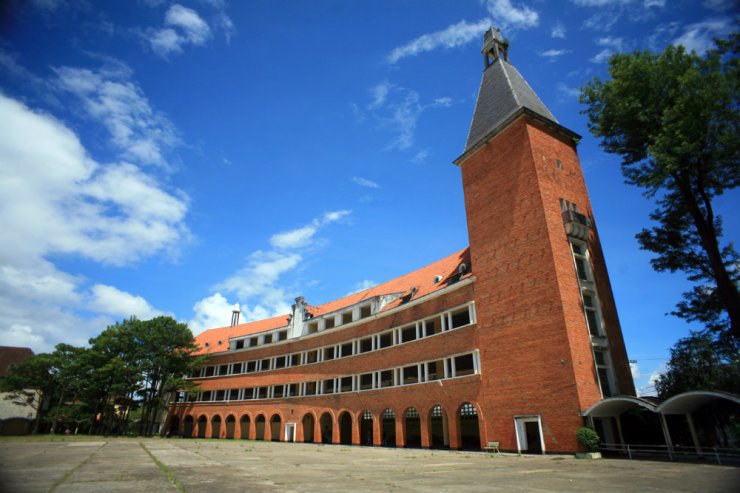 01.jpg