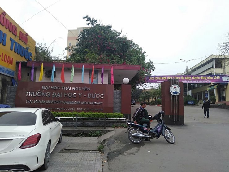 01.jpg