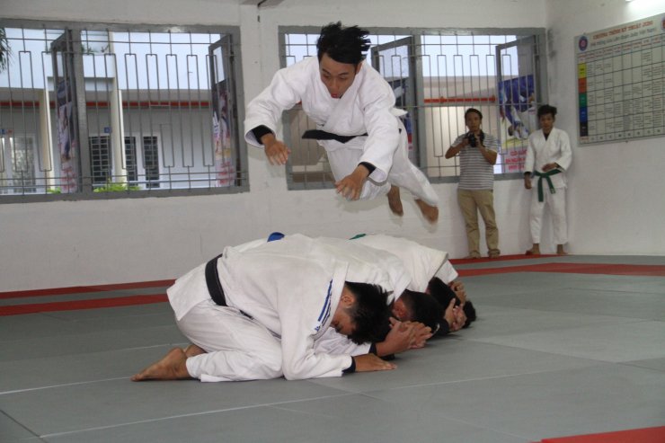 08.jpg