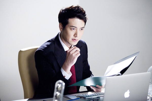 1453252936-1453252580-tinh-cach-va-su-nghiep-1.jpg