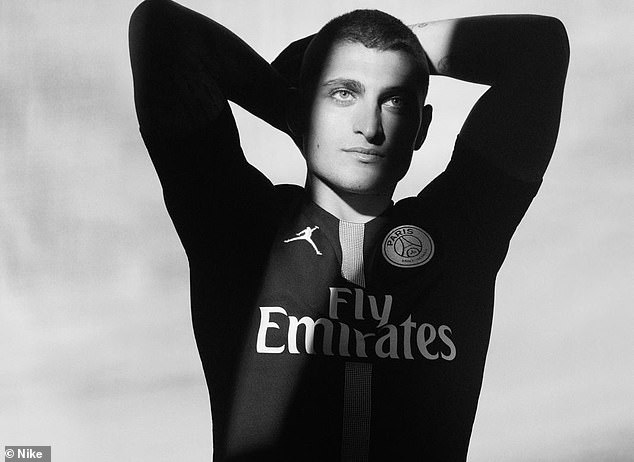 4276150-0-Marco_Verratti_tried_his_hand_at_modelling_along_with_a_number_o-a-122_1536838846879.jpg