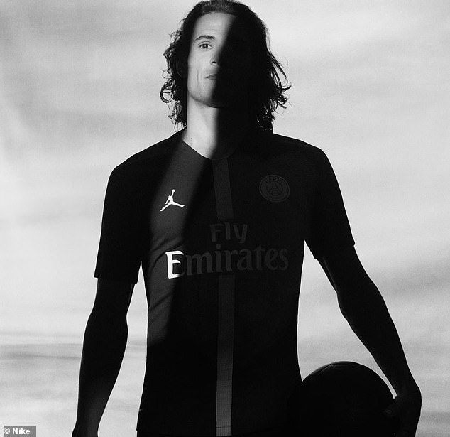 4276172-0-Cavani_was_pictured_wearing_the_special_kit_with_the_Jumpman_log-a-118_1536838828930.jpg