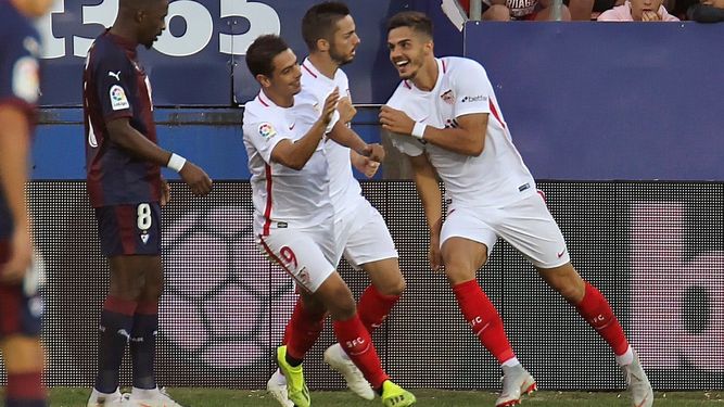 Andre-Silva-Ben-Yedder-Sarabia_1286582123_89494691_667x375.jpg