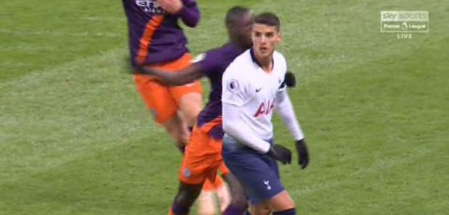 benjamin-mendy-on-erik-lamela-4624.jpg