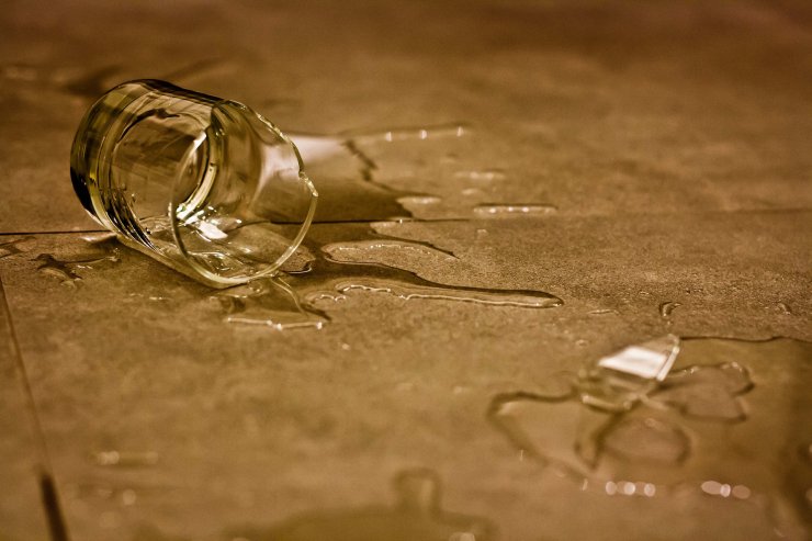 broken-glass.jpg