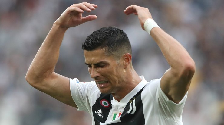 cristiano-ronaldo-juventus-2018-19_blr477fdvc5y14khr6jiqtda8.jpg