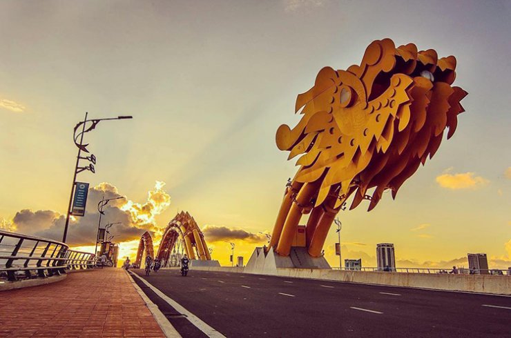 hinh-anh-cau-rong-da-nang-xe-chieu_111045695.jpg