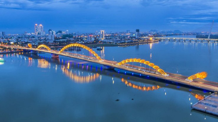 hinh-anh-cau-rong-sang-som_111046272.jpg