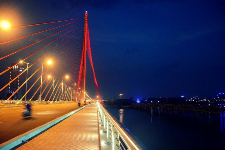 hinh-anh-cau-tren-song-han-da-nang_085826983.jpg