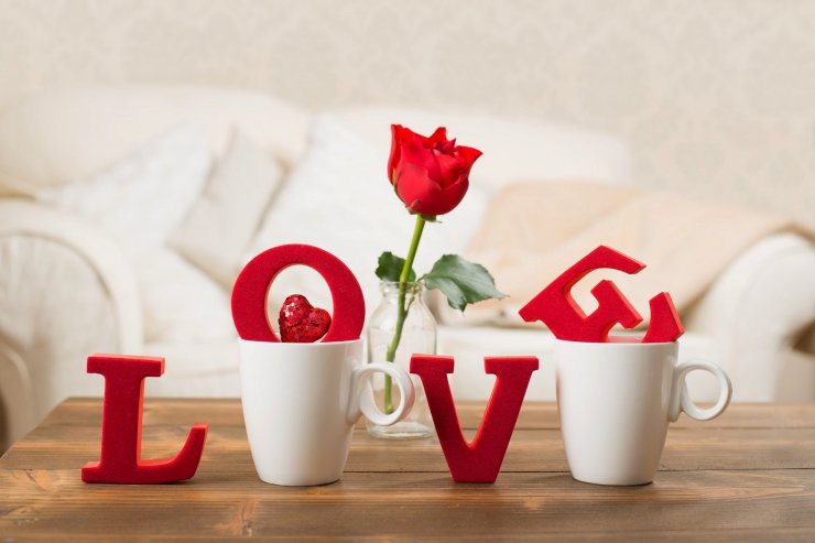 hinh-anh-chu-love-tinh-yeu-dep_120156006.jpg