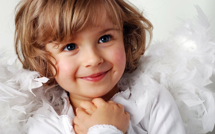 hinh-anh-cute-girl-baby_025009693.jpg