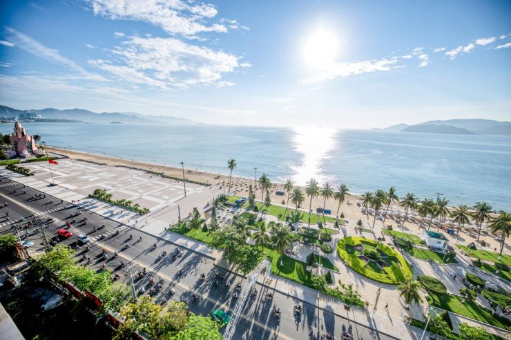hinh-anh-nha-trang-ngay-nang_085937188.jpg