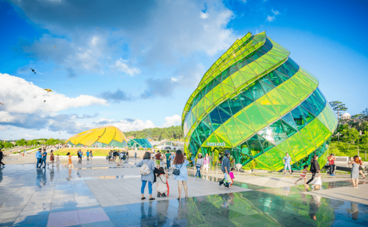 hinh-anh-quang-truong-lam-vien-o-da-lat_085719513.png