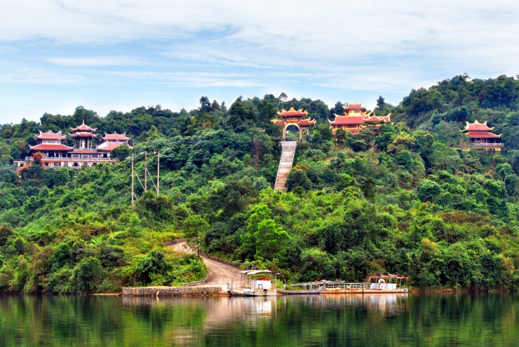 hinh-anh-thien-vien-truc-lam-o-da-lat_085720106.jpg