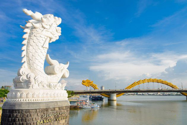hinh-anh-tuong-ca-chep-o-da-nang_085828139.jpg