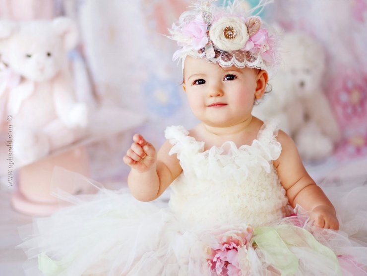 lovely-baby_025013161.jpg