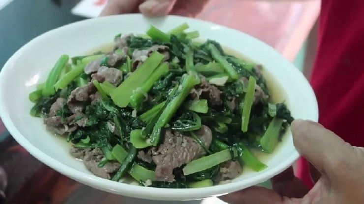luyen-thi-thu-khoa-vn-cach-lam-rau-cai-meo-xao-thit.jpg
