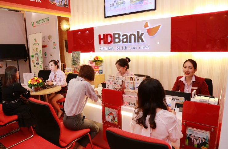 luyen-thi-thu-khoa-vn-HDBank.jpg