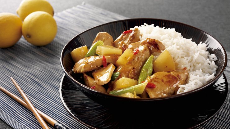 luyen-thi-thu-khoa-vn-Thai-sweet-and-sour-chicken-with-pineapple-and-rice-asia.jpg