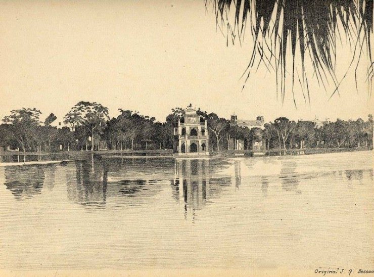 luyen-thi-thu-khoa-vn-Thap-Rua-giua-ho-Hoan-Kiem.jpg