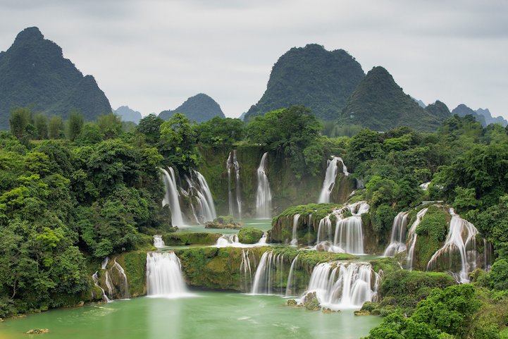nui-non-hung-vi-o-que-huong-viet-nam_041216206.jpg