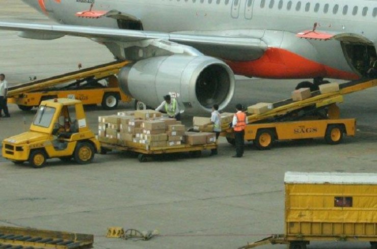 van-chuyen-hang-duong-air.jpg