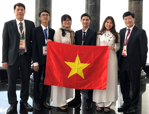 vietnamese_students.jpg